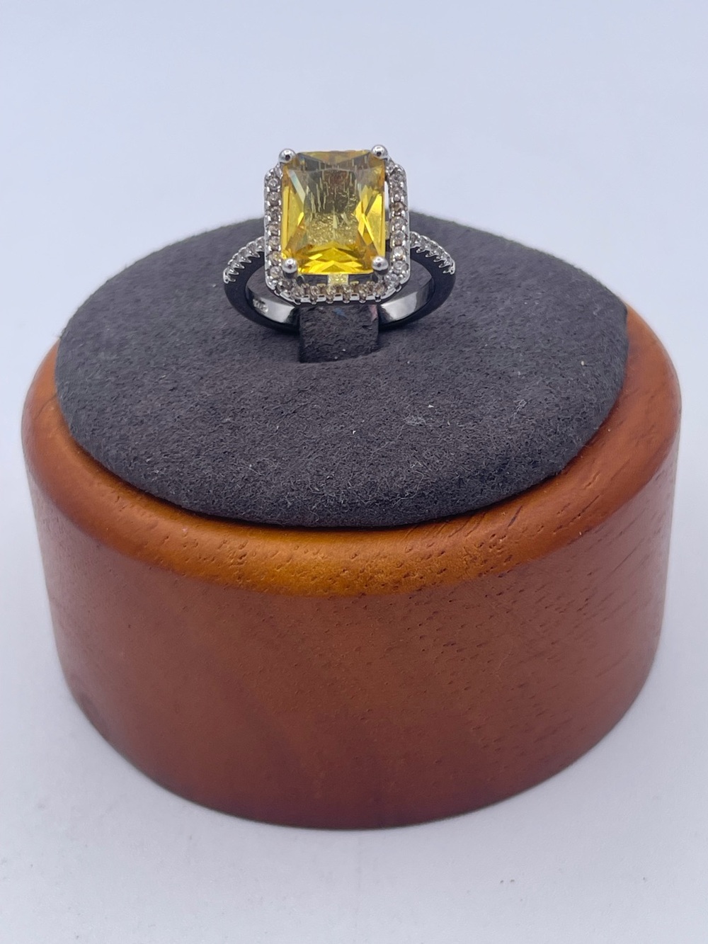 925 Sterling Silver Yellow CZ Halo Ring Emerald Cut Citrine Colored CZ size 5.5